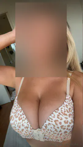 Samanta Violet - zdjęcie 1