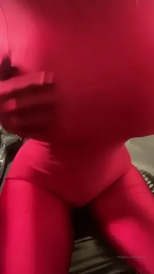 Tekla Monroe - zdjęcie 1