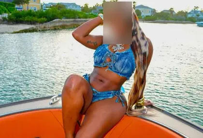 Anika Violet - zdjęcie 1