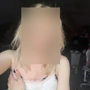 Laura Mira - zdjęcie 1