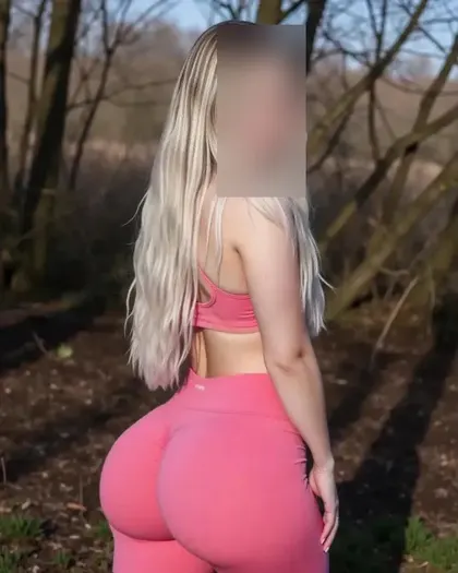 Karolinka Luna Rosa - zdjęcie 1